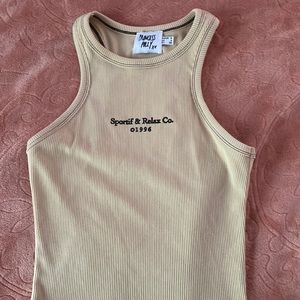 crème crop top